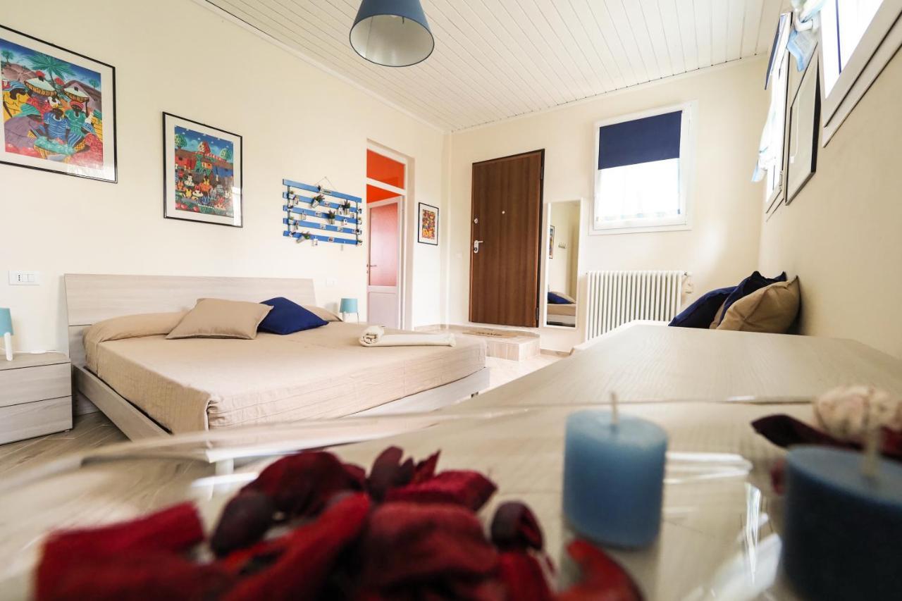 Rivacanze Apartments ลาโญ ภายนอก รูปภาพ