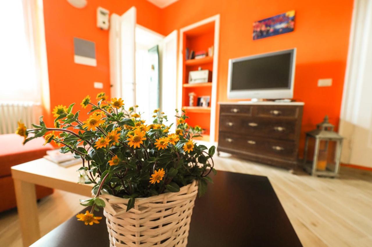 Rivacanze Apartments ลาโญ ภายนอก รูปภาพ
