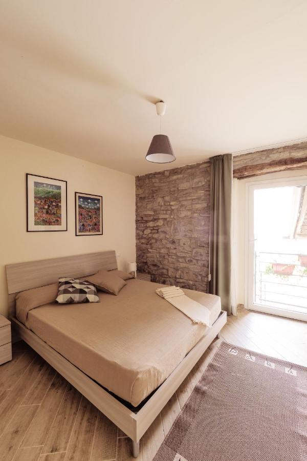Rivacanze Apartments ลาโญ ภายนอก รูปภาพ