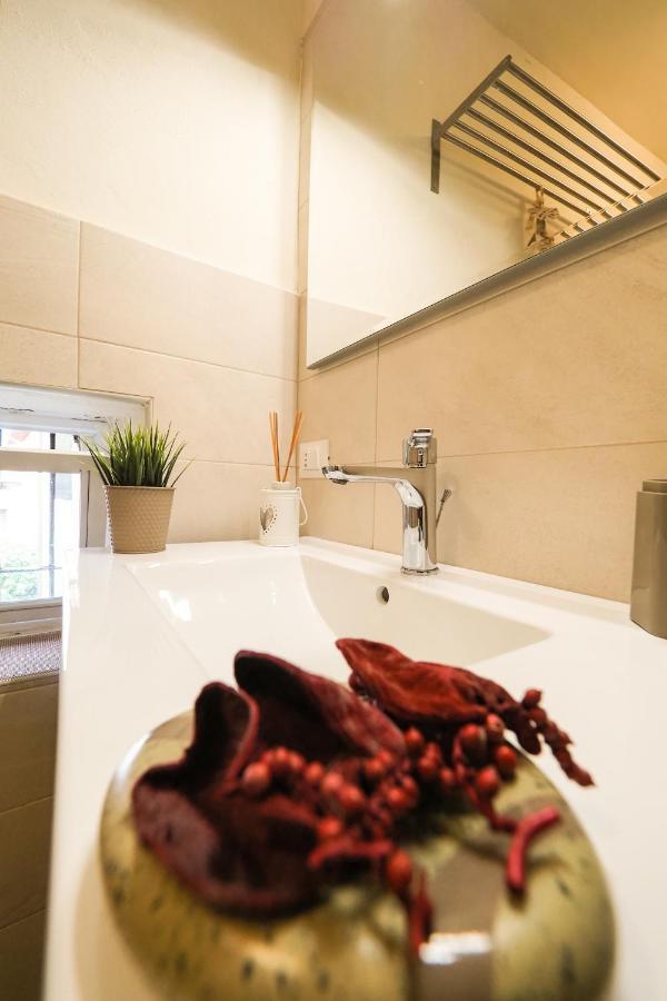 Rivacanze Apartments ลาโญ ภายนอก รูปภาพ