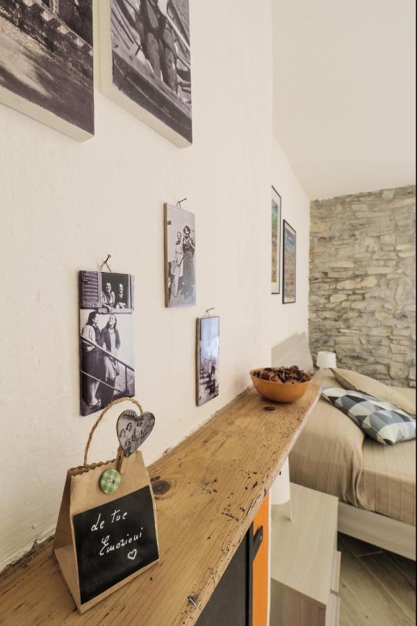 Rivacanze Apartments ลาโญ ภายนอก รูปภาพ